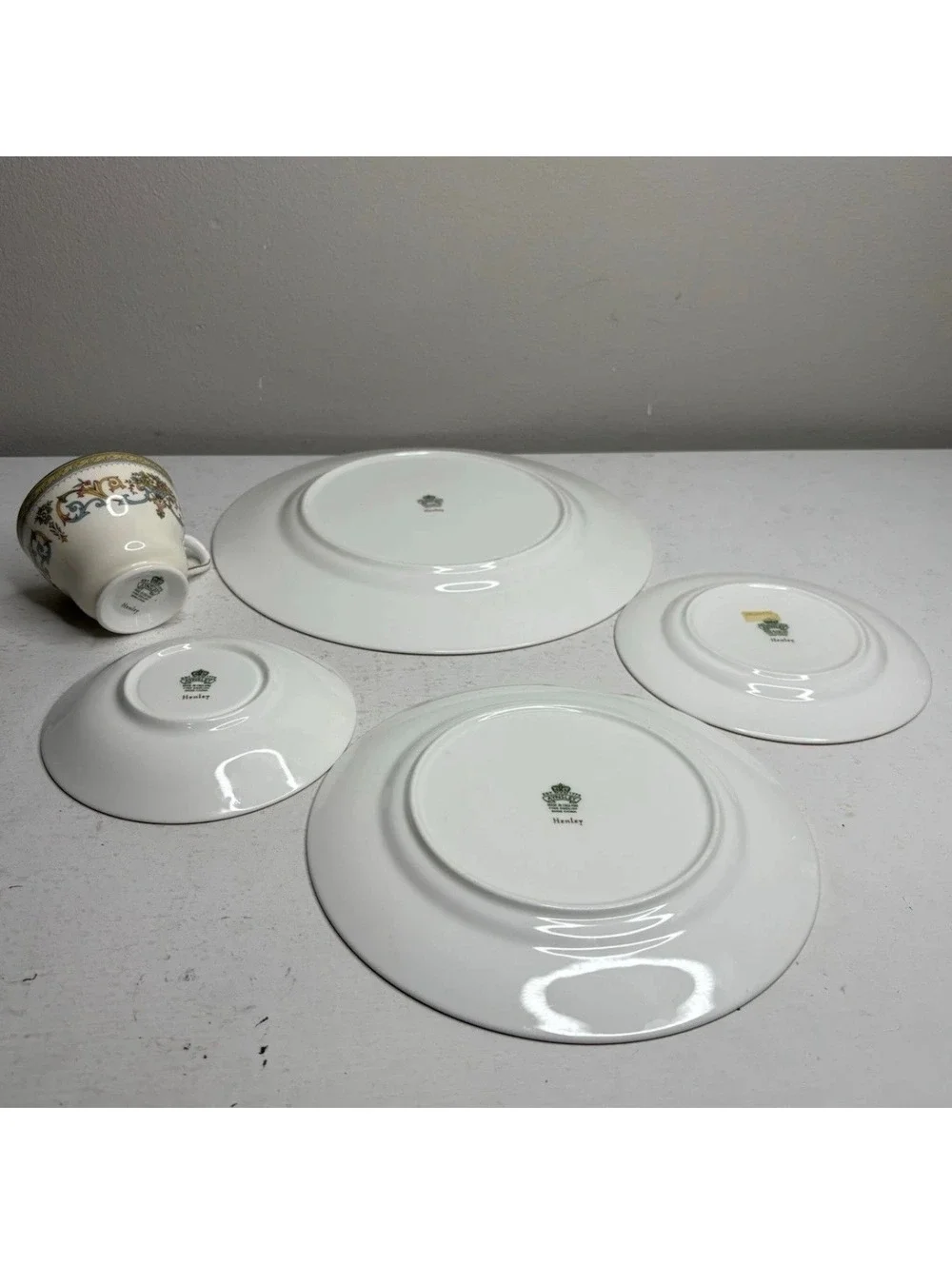Aynsley Henley 5 Piece Place Setting Bone China Set